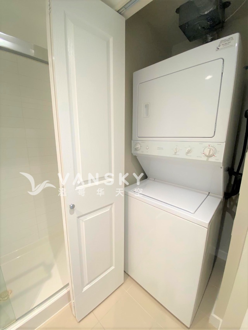 251104233327_Luma 7.jpg